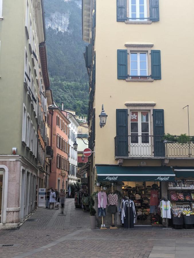 New In Historical Center Near Apartment Riva del Garda